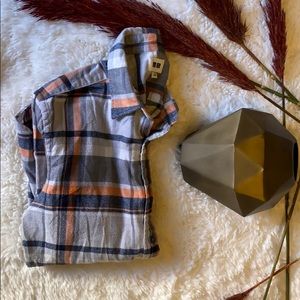 UNIQLO MEN’S PLAID MEDIUM SHIRT